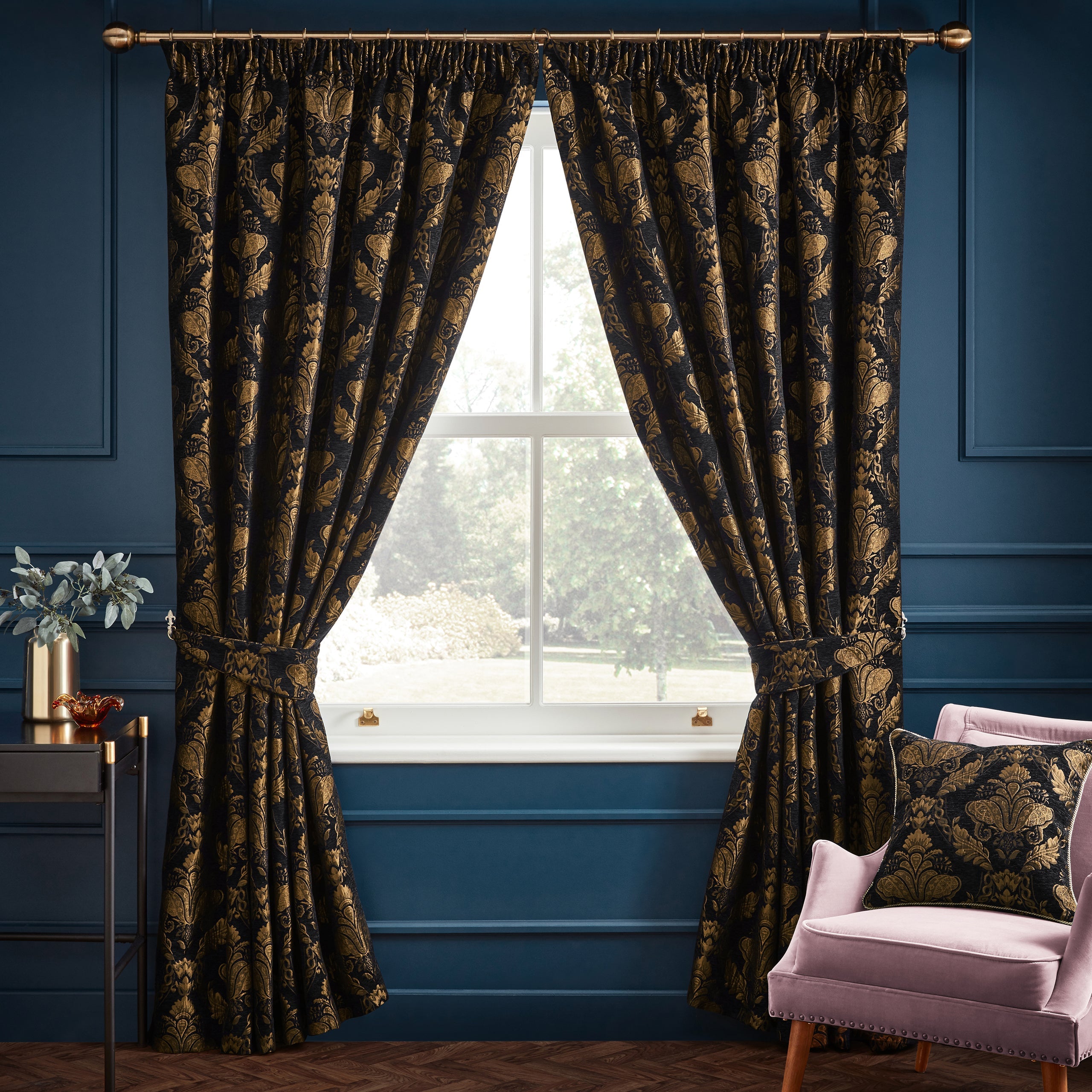 Shiraz Traditional Jacquard Pencil Pleat Curtains