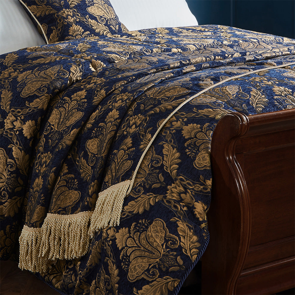 Shiraz Traditional Jacquard Throw