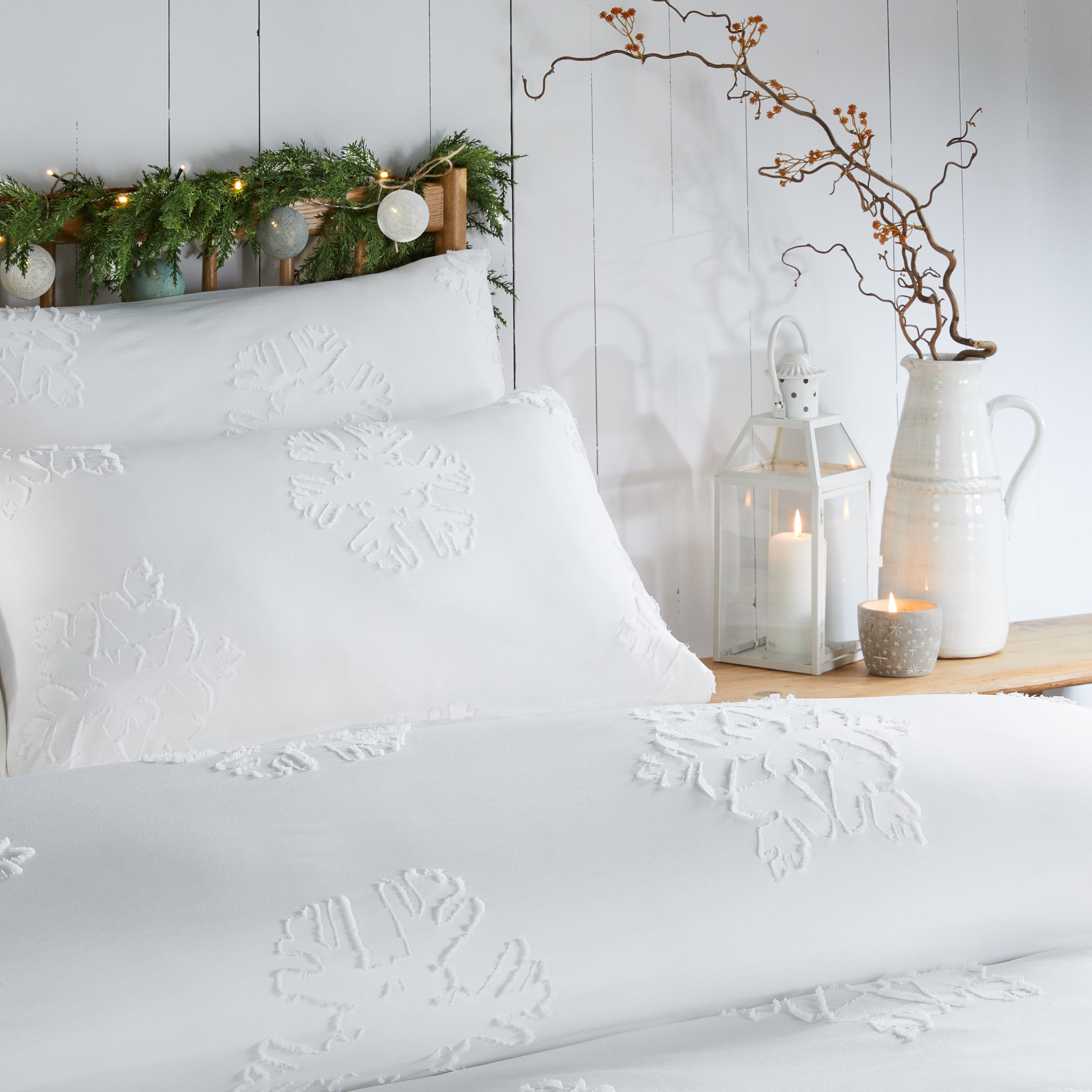 Snow Crystal Tufted Soft Touch Duvet Cover Set