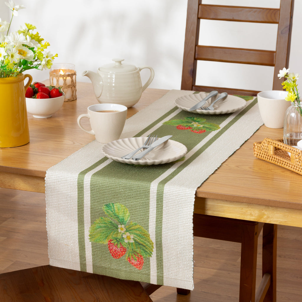 Strawberry Indoor/Outdoor Table Runner