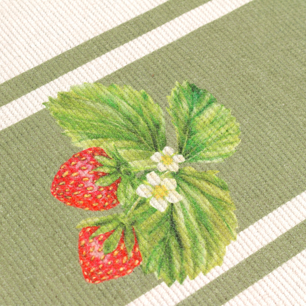 Strawberry Indoor/Outdoor Table Runner