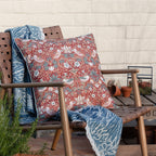 Straw Thief Piped Outdoor Cushion