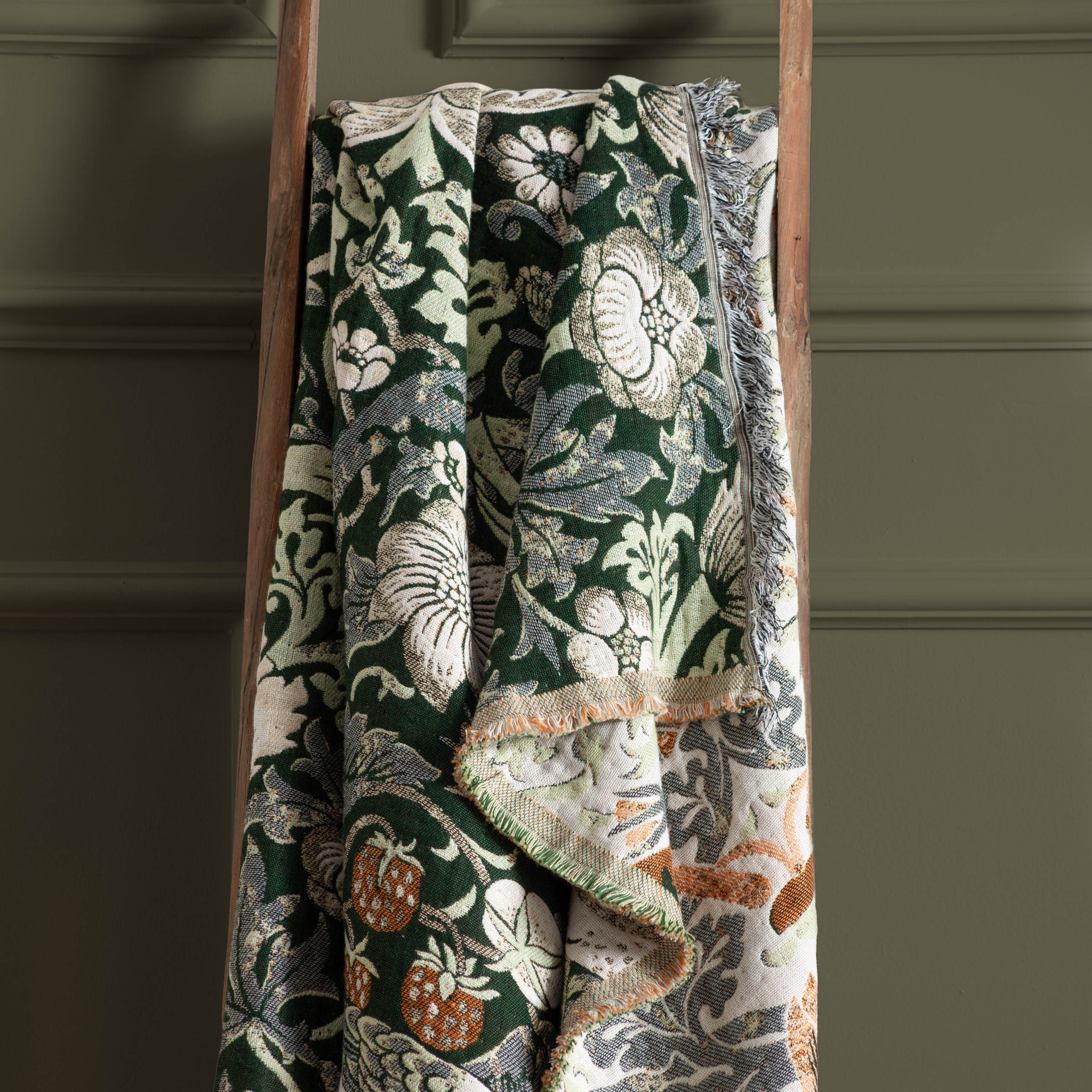 Strawberry Thief Jacquard Throw