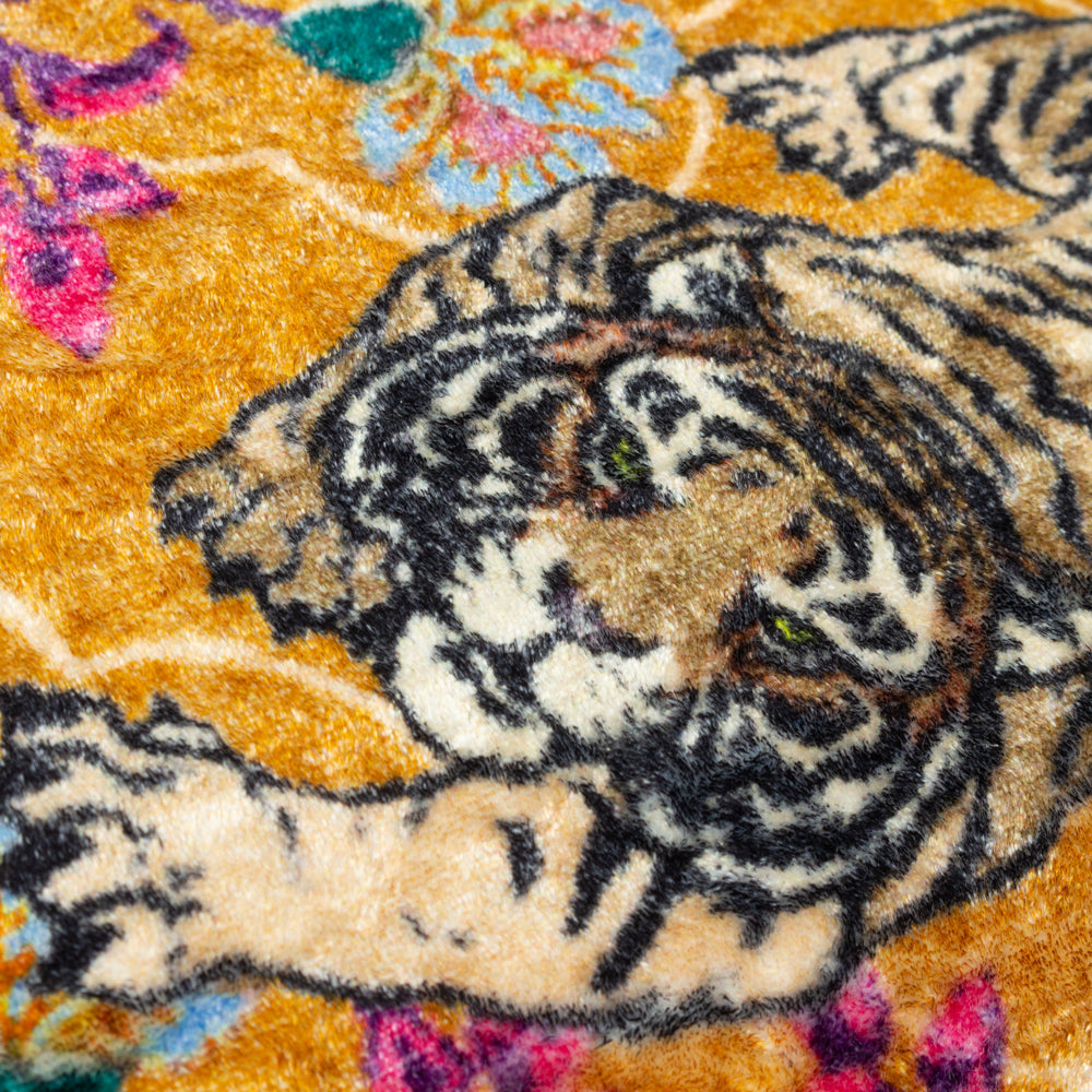 Tigerscope Cushion