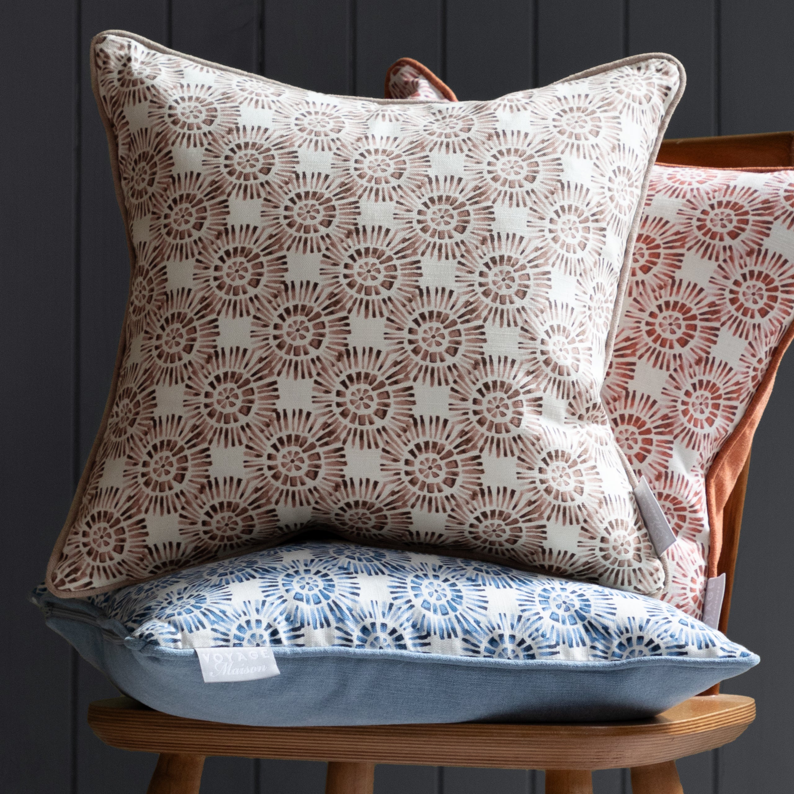 Vali Printed Piped Cushion