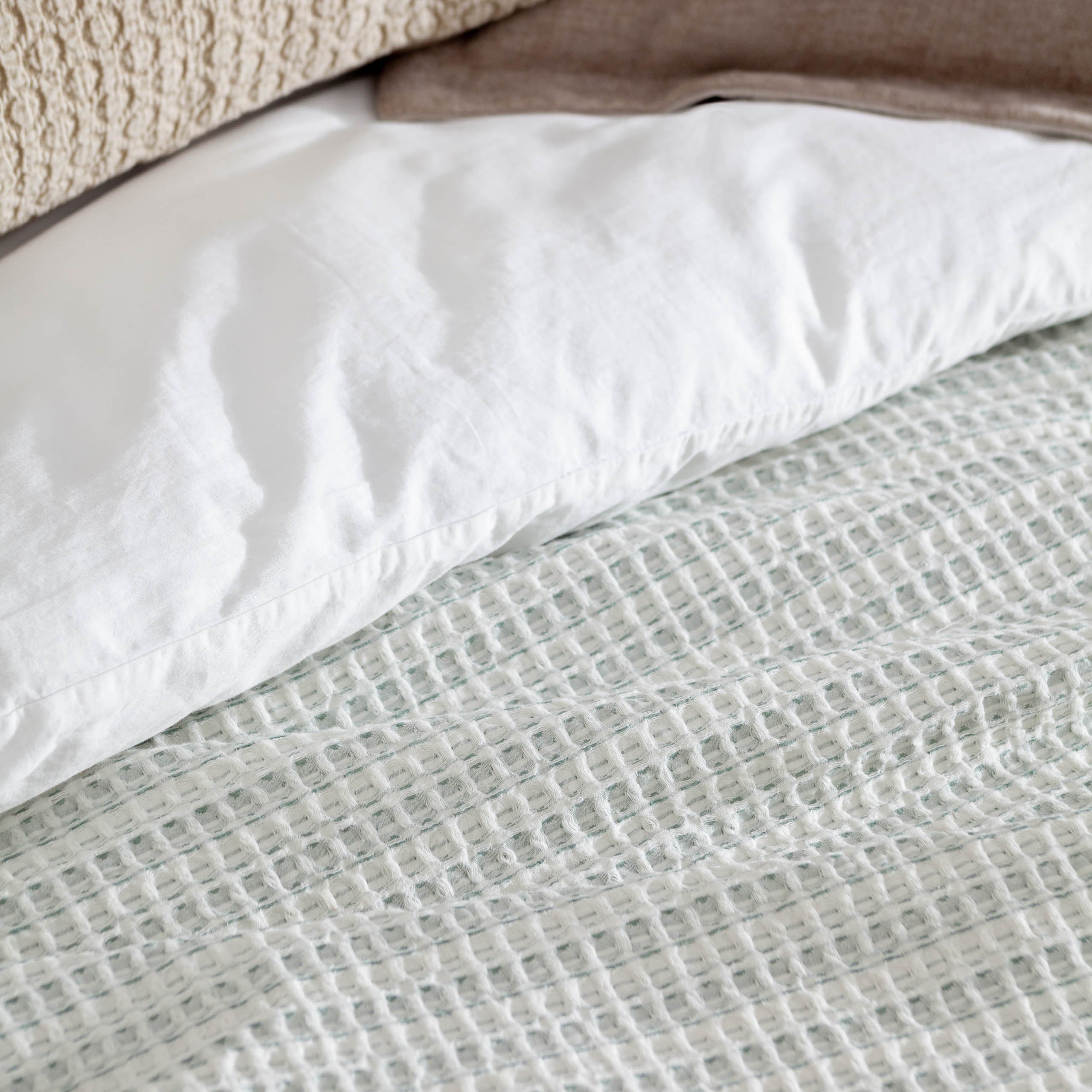 Waffle Textured 100% Cotton Bedspread