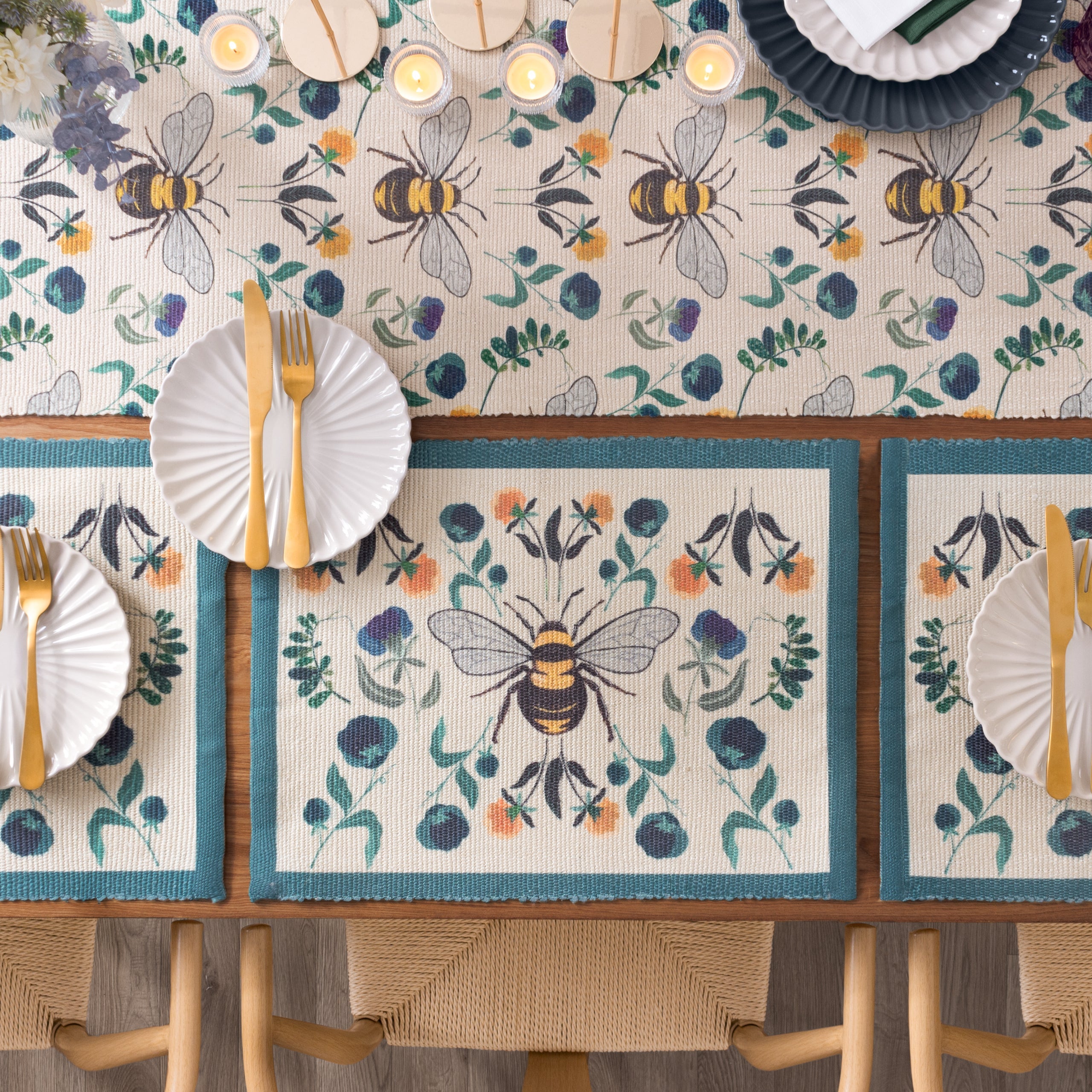 Wild Garden Indoor/Outdoor Table Runner